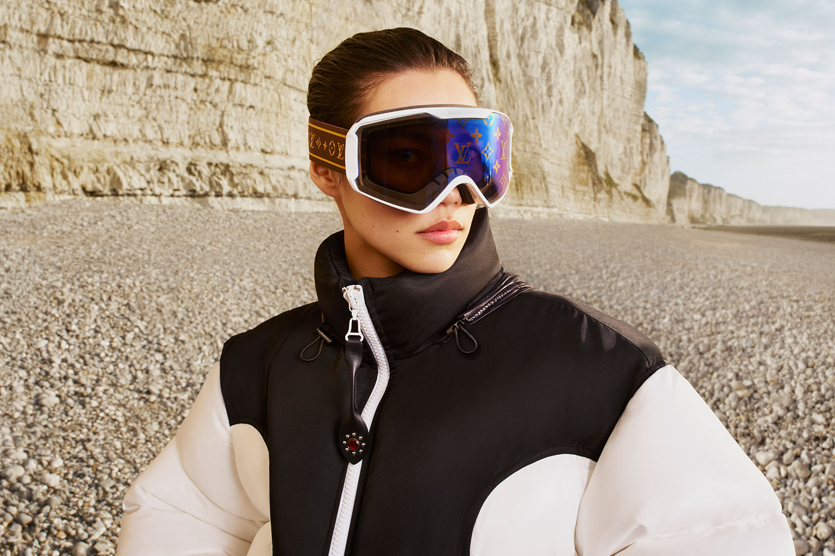 Louis Vuitton lança óculos protetores para esqui celebrando a