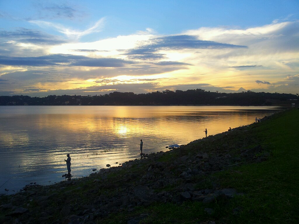 Um dia de SUP na represa de Guarapiranga