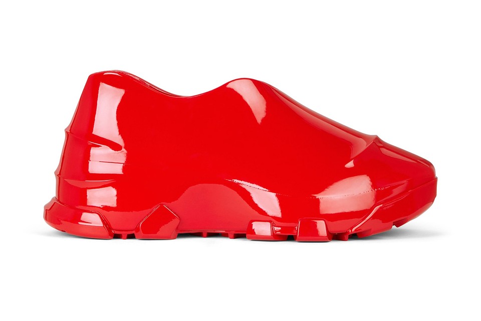 Vermelho é o tom do amor para o Monumental Mallow da Givenchy para o  Valentine's Day - Blog Ana Cláudia Thorpe