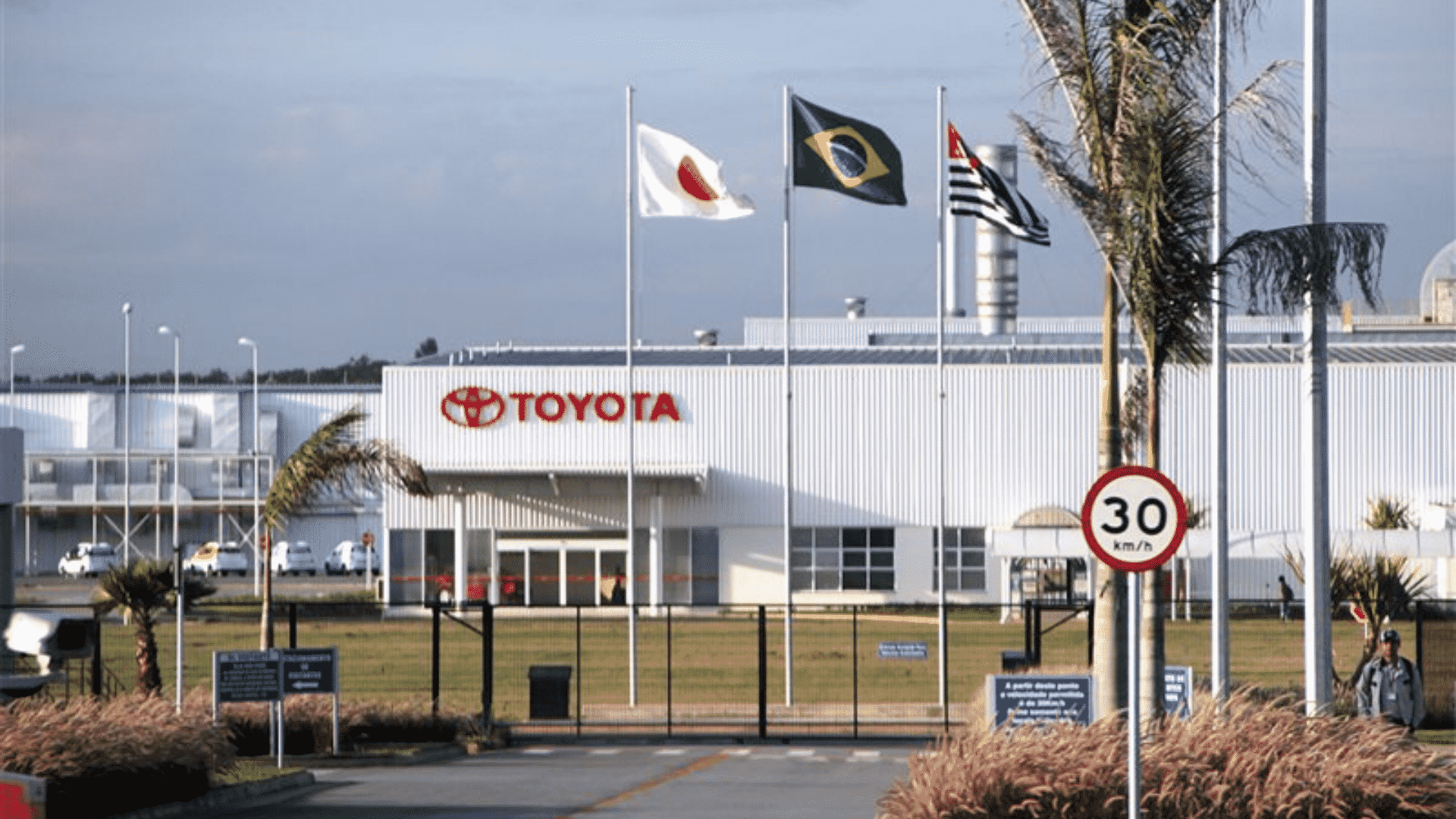 Toyota abre visitas à fábrica localizada em Sorocaba para experiência  imersiva com os carros - Blog Ana Cláudia Thorpe