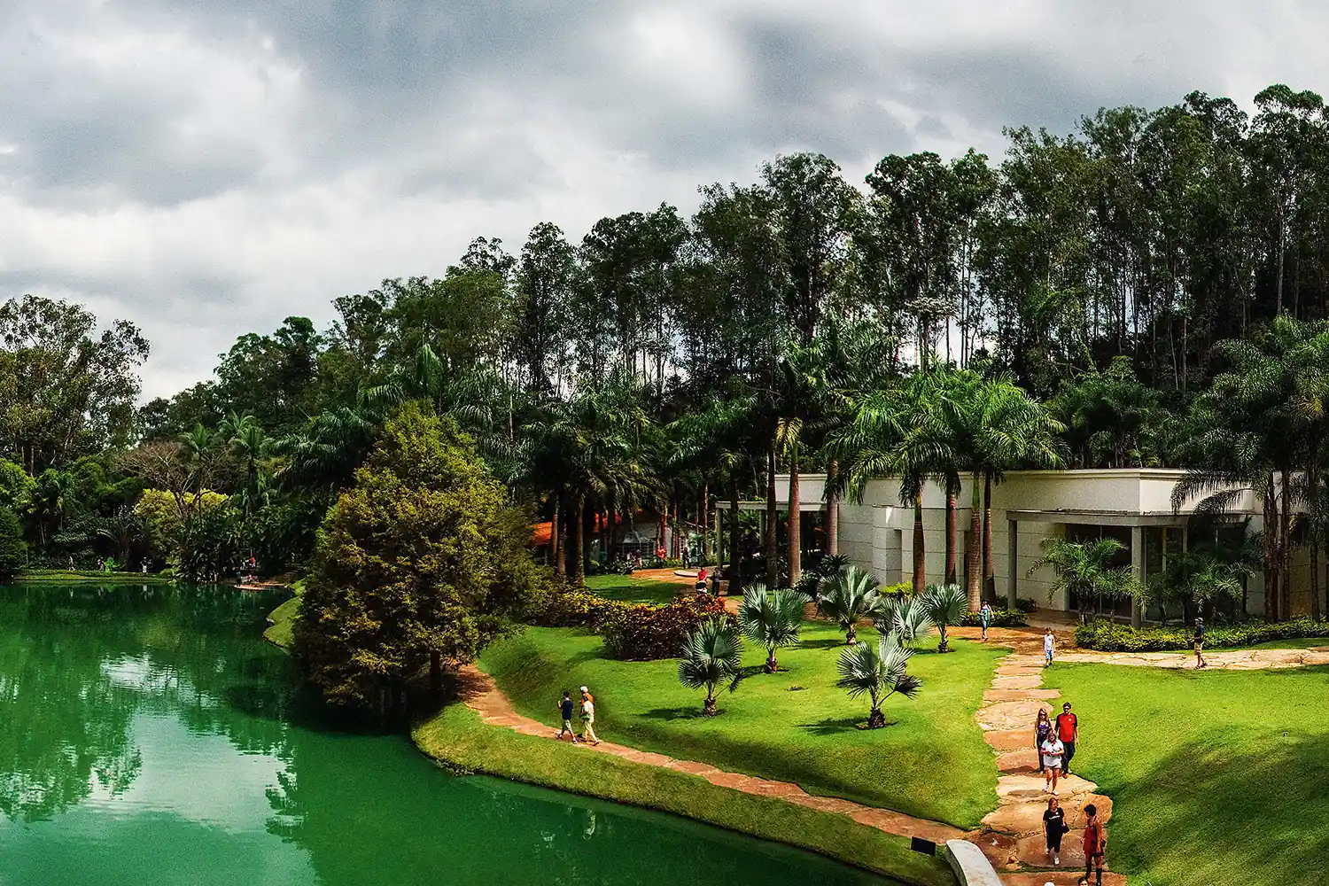 Instituto Inhotim amplia sua visitação durante todo mês de julho em Brumadinho